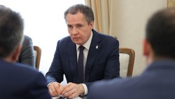 Вячеслав Гладков провёл встречу с делегацией из Узбекистана 
