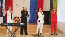 Жители Вейделевского района провели концерт ко Дню флага Белгородской области