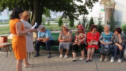 Вейделевские библиотекари посвятили литературный час памяти Василия Шукшина