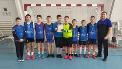 Школьники Вейделевского района приняли участие в соревнованиях по мини-футболу