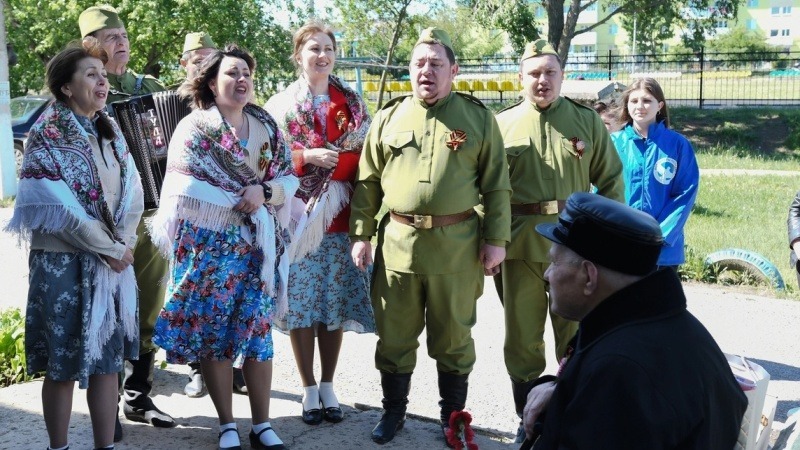 Вейделевцы поздравили ветеранов Великой Отечественной войны с Днём Победы