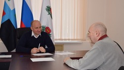 Министр культуры Белгородской области провёл личный приём граждан в Вейделевке 21 февраля 