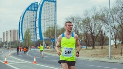 Вейделевский спортсмен выступил на первенстве России по марафонскому бегу