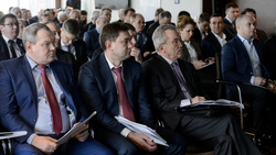 Евгений Савченко привёл опыт региона в пример в области развития ИЖС