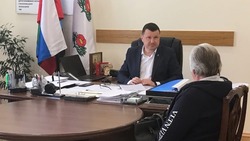 Глава администрации Вейделевского района провёл очередной приём граждан 12 апреля