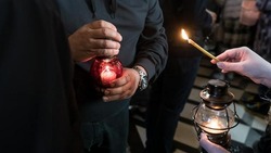 Две многодетные мамы привезут Благодатный огонь в Белгородскую область