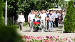 Вейделевцы провели митинг-реквием у мемориала Скорбящей Матери 22 июня