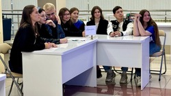 Представители молодёжи провели викторину о русской литературе в Белгородской области