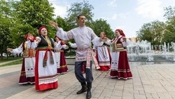 Белгородские автоклубы провели 650 культурных программ для жителей отдалённых сёл в 2024-м