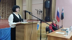 Подвели итоги. Глава администрации Вейделевского района провела встречу с должанами