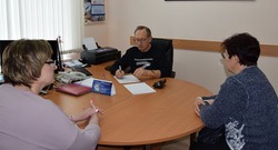 Глава администрации Вейделевского района провёл приём граждан 18 апреля