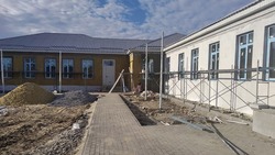 Строители продолжили капремонт центра врача общей практики в селе Николаевка Вейделевского района