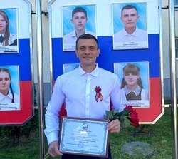 Учитель физкультуры Зенинской средней школы Андрей Скабук всю жизнь в спорте