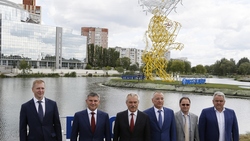 Компания «Россети Центр» подарила Белгороду опору ЛЭП в виде символа города