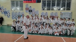 Вейделевские каратисты стали участниками совместной тренировки в Новом Осколе