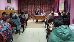 Глава администрации Вейделевского района встретилась с жителями хутора Попов