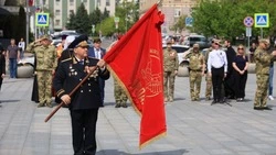 Вячеслав Гладков: бойцы отряда «Орлан» получили боевое знамя