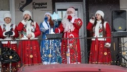 Жители и гости Вейделевского округа посетили предновогоднюю ярмарку 27 декабря