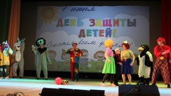 Работники Вейделевского ЦКР провели театрализованное представление для детей 1 июня