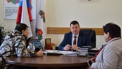 Глава администрации Вейделевского района Александр Алексеев провёл приём граждан 22 марта
