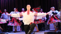 Солисты ансамбля «Белогорье» представили вейделевцам юбилейную программу