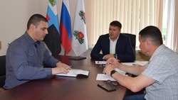 Министр цифрового развития Белгородской области провёл личный приём граждан в Вейделевке