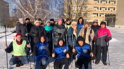 Жители посёлка Вейделевка стали участниками обучающего занятия по скандинавской ходьбе