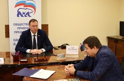 Сенатор Совета Федерации РФ Тарас Хтей провёл приём в штабе общественной поддержки в Белгороде