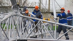 Белгородские энергетики протестировали возможности быстровозводимой  опоры ЛЭП