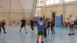 Семь команд Вейделевского района стали участниками предновогоднего волейбольного турнира