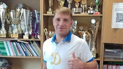Тренер по футболу Евгений Апанасенко воспитывает чемпионов из вейделевских ребят