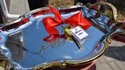 Двое жителей Вейделевского района получили ключи от новых домов