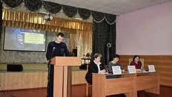Глава администрации Вейделевского района встретилась с жителями села Большие Липяги