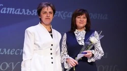 Педагоги Вейделевского района получили поздравления с профессиональным праздником