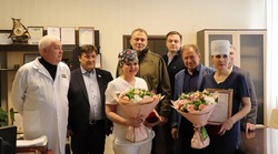 Медработники Валуйской центральной районной больницы получили награды за спасение военного