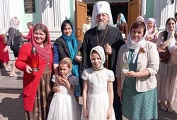 Благодатный огонь доставлен в Вейделевский район 20 апреля