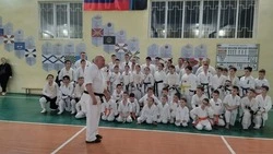 Вейделевские каратисты стали участниками совместной тренировки в Новом Осколе