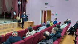 Представитель администрации Вейделевского района провёл встречу с жителями села Дегтярное