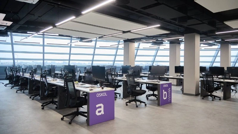 Вячеслав Гладков сообщил о введении новых IT-специальностей в белгородской «Школе 21»