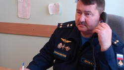 Военный комиссар района ответил на вопросы вейделевцев по телефону